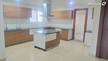 Master Bedroom in 4 BHK Apartment at Jubilee Hills – for Rent