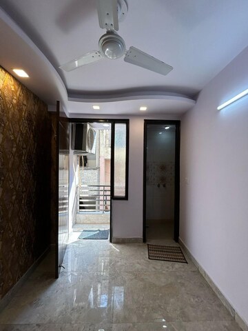 Building Lobby in 2 BHK Builder Floor at Govindpuri – for Sale