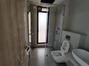 Bathroom in 3 BHK Apartment at Viceroy Savana Phase 2, Kandivali East – for Rent