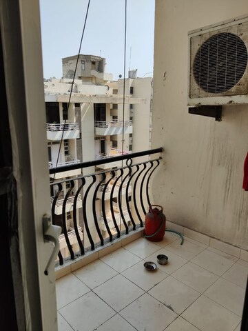 Balcony in 4 BHK Apartment at Satguru Apartments, Sector 52 – for Rent