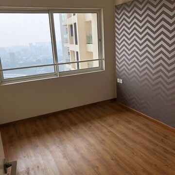 Room in 2 BHK Apartment at Borivali West – for Rent