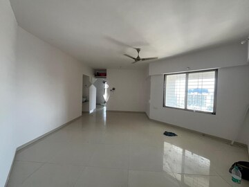 Room in 2.5 BHK Apartment at Shubh Mio Palazzo, Kharadi – for Rent