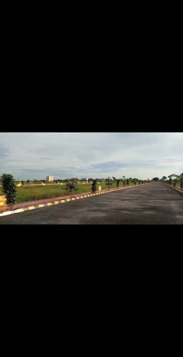  Plot – Garden View at Vijayawada One Town - for Sale