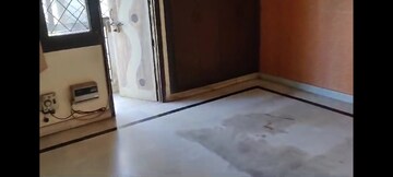 Room in 3 BHK Apartment at LG Employees CHS, Pi I And Ii Greater Noida – for Rent
