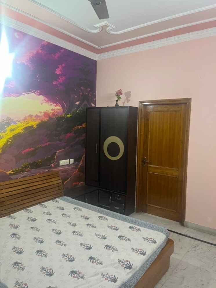 Bedroom, rail-vihar-sector-30 6+ Bedroom 250 Sq.Mt. Villa In Sector 30 Noida 8395728