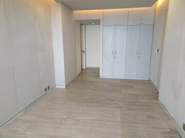 Room in 3 BHK Apartment at Lodha The World Towers World One Tier 2, Worli – for Sale