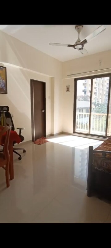 Room in 2 BHK Apartment at Rustomjee Global City – for Rent