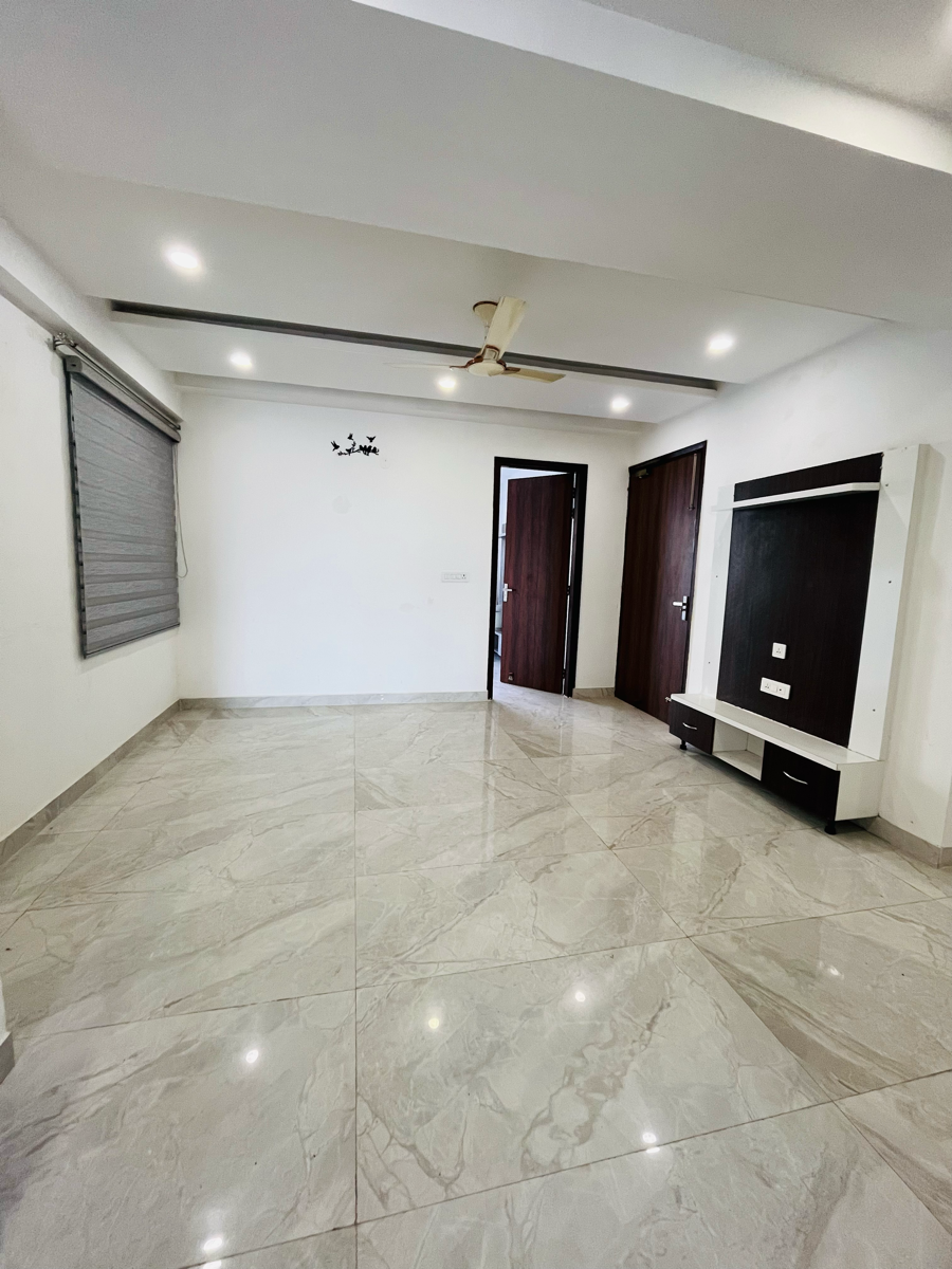 3 BHK + Pooja Room 1155 Sq.Ft. Apartment in CRD Golden Castle