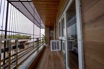 Balcony in 1 BHK Builder Floor at Bhai Randhir Singh Nagar – for Rent