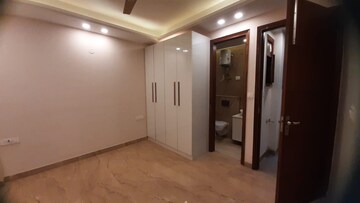 Room in 3 BHK Builder Floor at Saket – for Rent