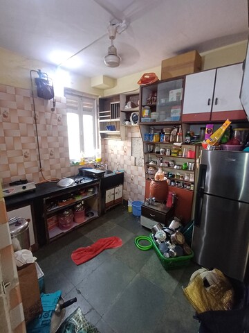 Parking in 1 BHK Apartment at Jogeshwari East – for Rent