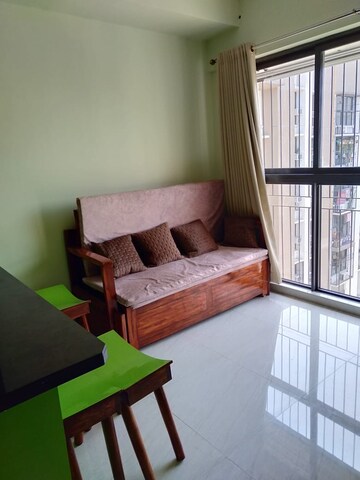 2 BHK Apartment For Rent in Lodha Splendora, Ghodbunder Road