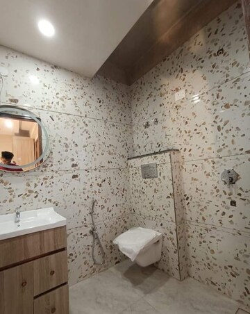 Bathroom in 2 BHK Builder Floor at Saket – for Rent