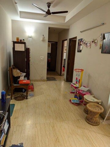  3 BHK Apartment at Mahagun Moderne, Sector 78 – for Rent