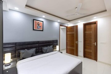 Bedroom in 1 BHK Apartment at Pakhowal Road – for Rent