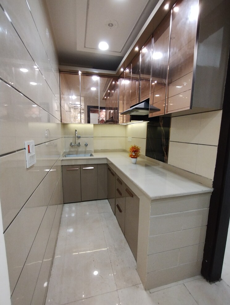 Kitchen, mohan garden 2 Bedroom 600 Sq.Ft. Builder Floor In Mohan Garden Delhi 8396112