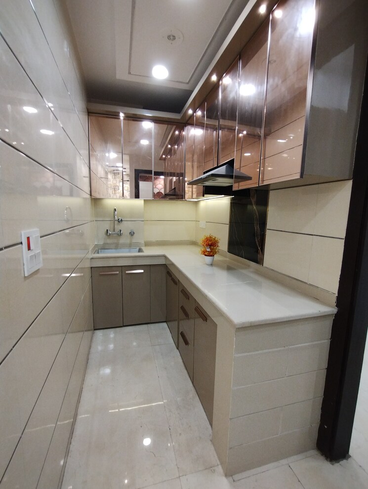 Kitchen, mohan garden 2 Bedroom 600 Sq.Ft. Builder Floor In Mohan Garden Delhi 8396112