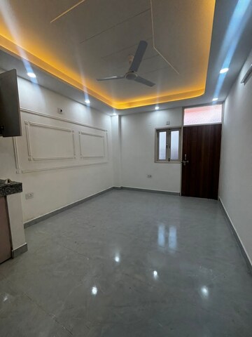 1 BHK Builder Floor For Rent in Saket