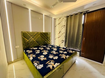 Room in 2 BHK Apartment at Saket – for Rent