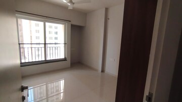 Room in 2 BHK Apartment at Rustomjee Azziano Wing E, Majiwada – for Rent