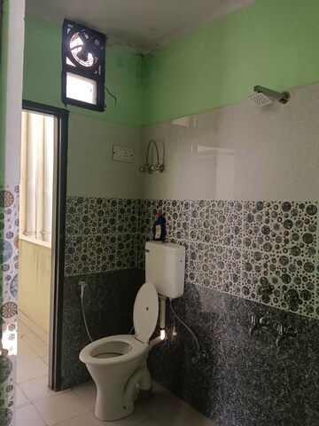 Bathroom in 3 BHK Builder Floor at Sector 39 – for Rent