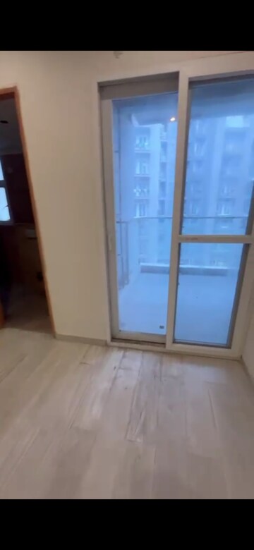 Room in 3.5 BHK Apartment at T Homes Phase 1, Siddharth Vihar – for Rent