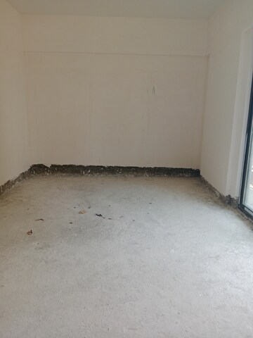 Master Bedroom in 3 BHK Apartment at Mirchandani Triton, Santacruz West – for Sale