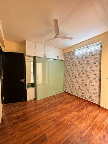 Room in 3 BHK Builder Floor at Signature Global Park, Sohna Sector 36 – for Rent