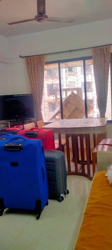Living Room in 2 BHK Apartment at Gokul Nagari 1, Kandivali East – for Rent