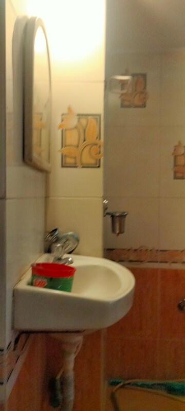 Bathroom in 2 BHK Apartment at Gokul Nagari 1, Kandivali East – for Rent