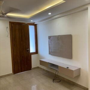 Bedroom in 4 BHK Builder Floor at DLF Pink Town House, Dlf City Phase 3 – for Sale