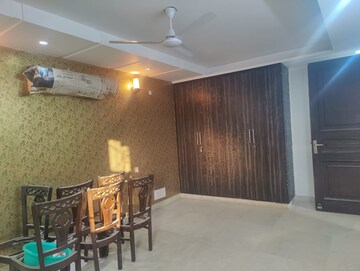 Living Room in 3 BHK Builder Floor at Defence Colony – for Rent