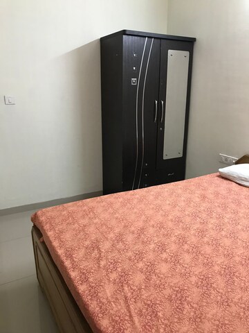 Room in 3 BHK Apartment at The Meadows, Near Vaishno Devi Circle On Sg Highway – for Rent