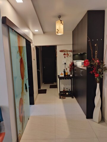 Team Area in 2 BHK Apartment at NG Complex, Andheri East – for Rent