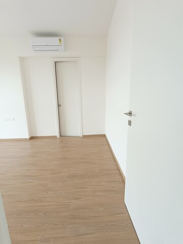 Bedroom in 2 BHK Apartment at Runwal Bliss, Kanjurmarg East – for Rent