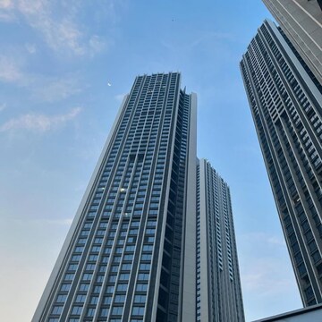 3 BHK Apartment – Exterior View View at Oberoi Sky City, Khande Rao Dongari - for Rent