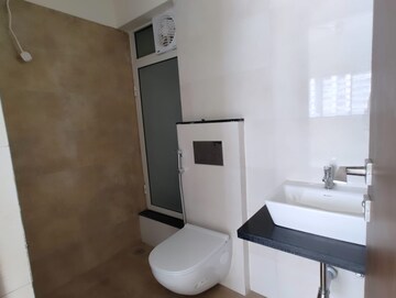Master Bedroom in 1 BHK Apartment at Omkar Signet, Malad East – for Rent