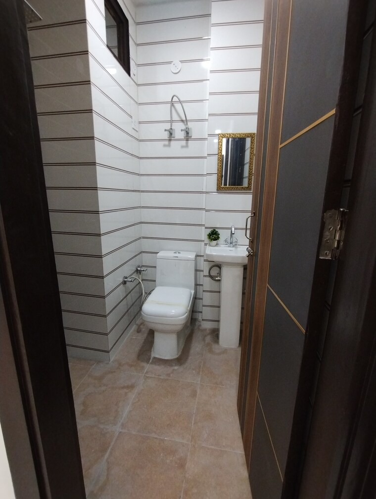 Attached Bathroom, rajpur 2 Bedroom 550 Sq.Ft. Builder Floor In Rajpur Delhi 8396557