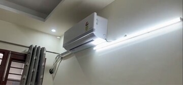  2.5 BHK Builder Floor at Aerocity – for Rent