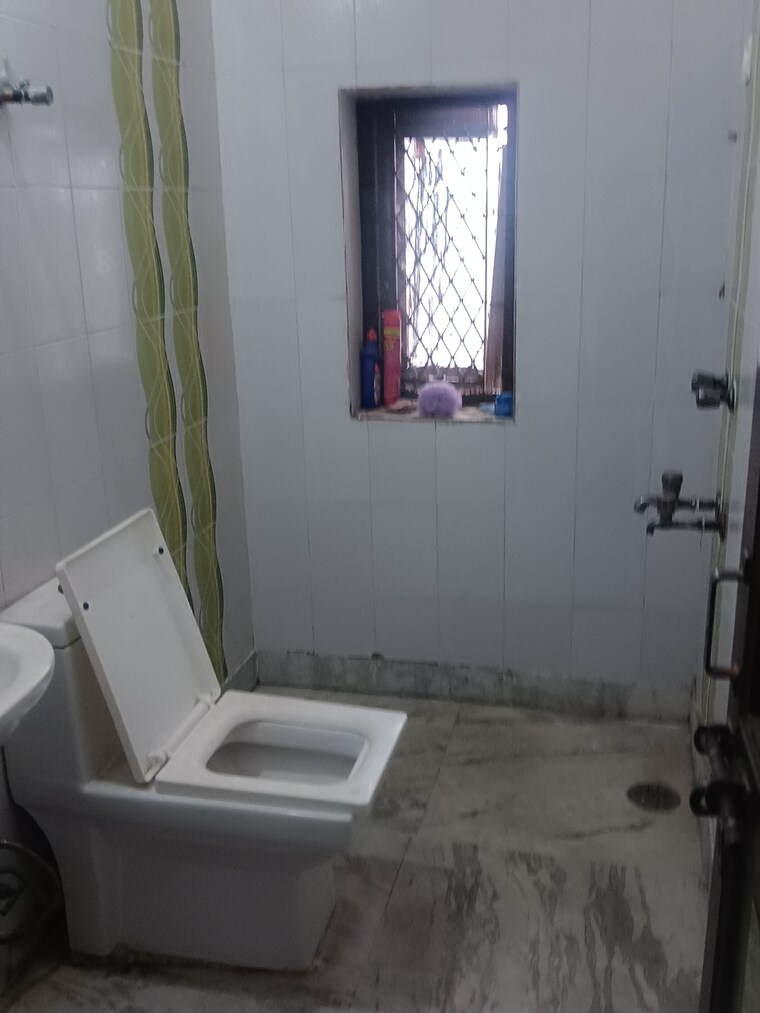 Bathroom, sector 82 6+ Bedroom 2002 Sq.Ft. Independent House In Sector 82 Noida 8396665