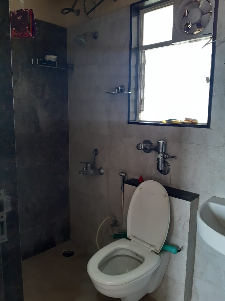 Bathroom, nyati-evita 1 Bedroom 644 Sq.Ft. Apartment In Dhanori Pune 8396730