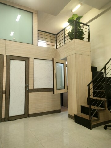  Office Space For Rent in Oberoi Chambers, Andheri West