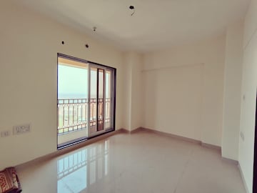 Room in 2 BHK Apartment at Kalwa – for Sale
