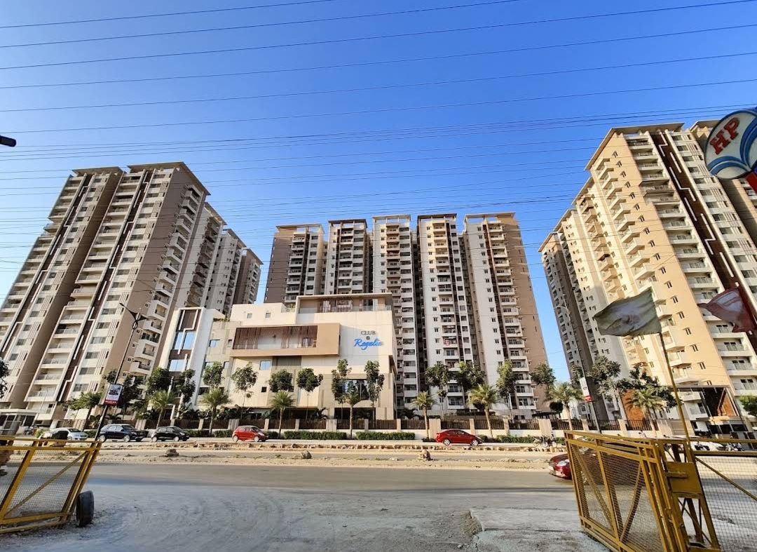 3 BHK 1950 Sq.Ft. Apartment in Rajapushpa Regalia