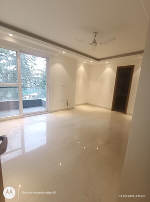 Furnished Amenities in 4 BHK Builder Floor at Geetanjali Enclave – for Sale