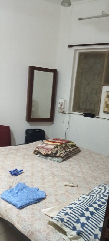 Living Room in 1 BHK Apartment at Lic Colony – for Rent