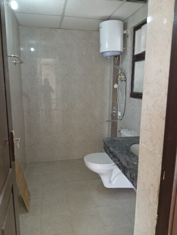 Bathroom in 3 BHK Apartment at Gomti Nagar – for Rent