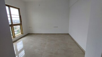 Room in 2 BHK Apartment at Sheth Vasant Blossom, Marol – for Rent
