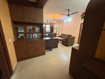 Kitchen in 3 BHK Apartment at Gomti Nagar – for Rent