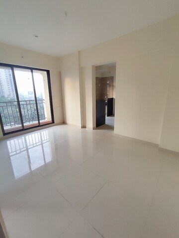 2 BHK Apartment For Rent in Hiranandani Estate, Ghodbunder Road